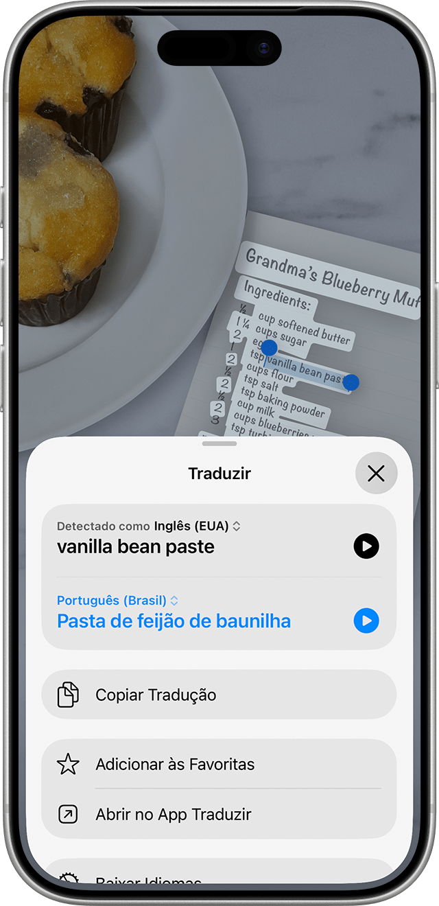 Usando Texto ao Vivo para traduzir ingrediente de uma receita de muffin de mirtilo.